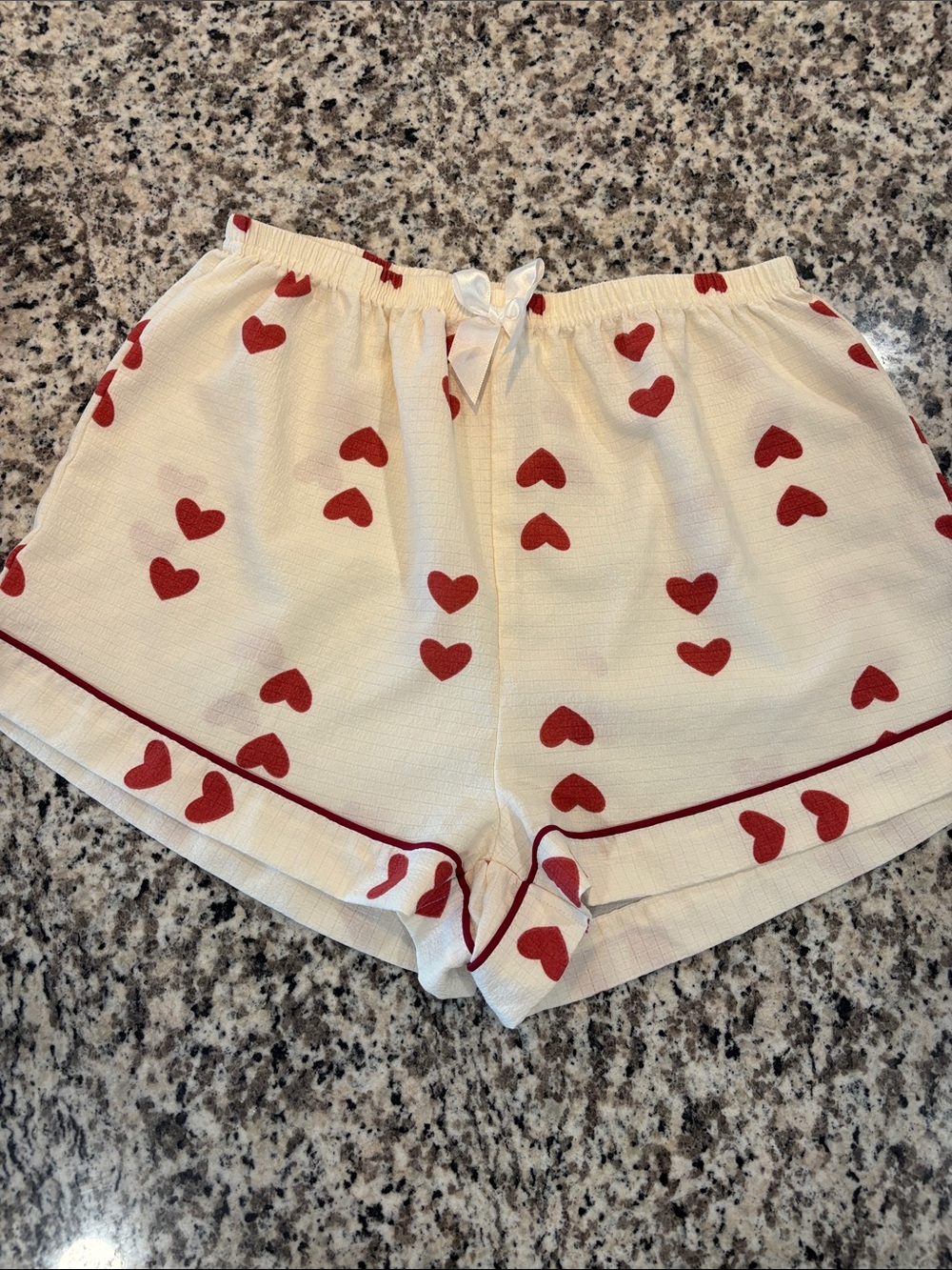 Women's Cream Heart-Print Sleep Shorts